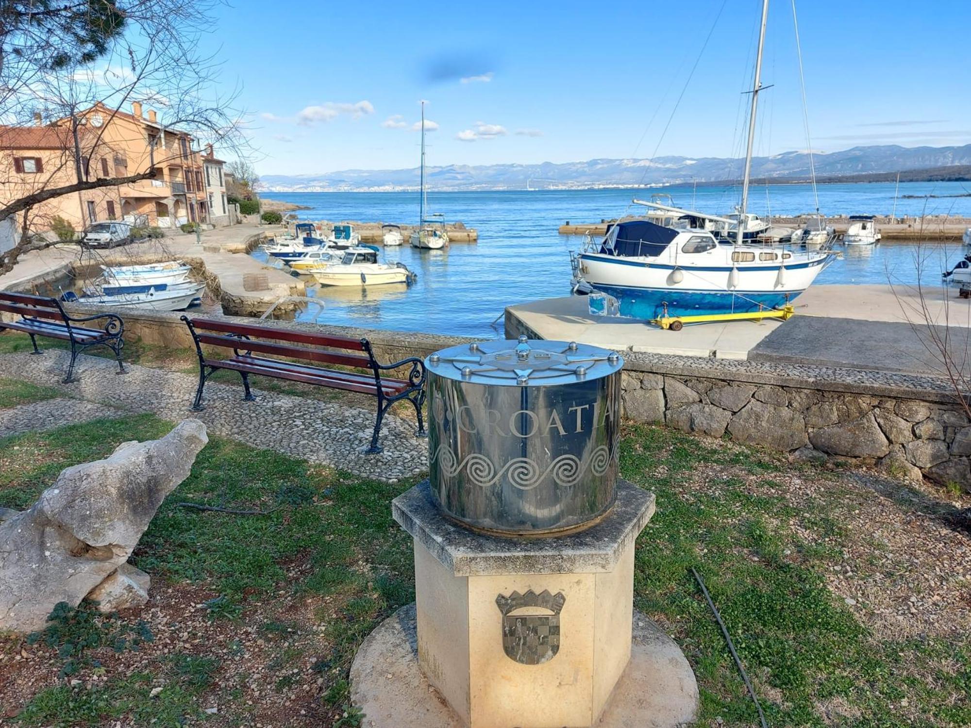 Vila Kraljica Malinska Buitenkant foto